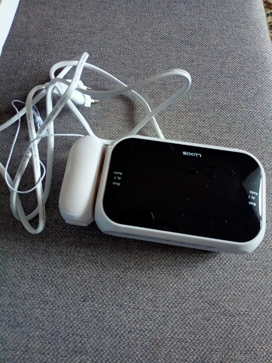 Rádio budík s projekciou - 3