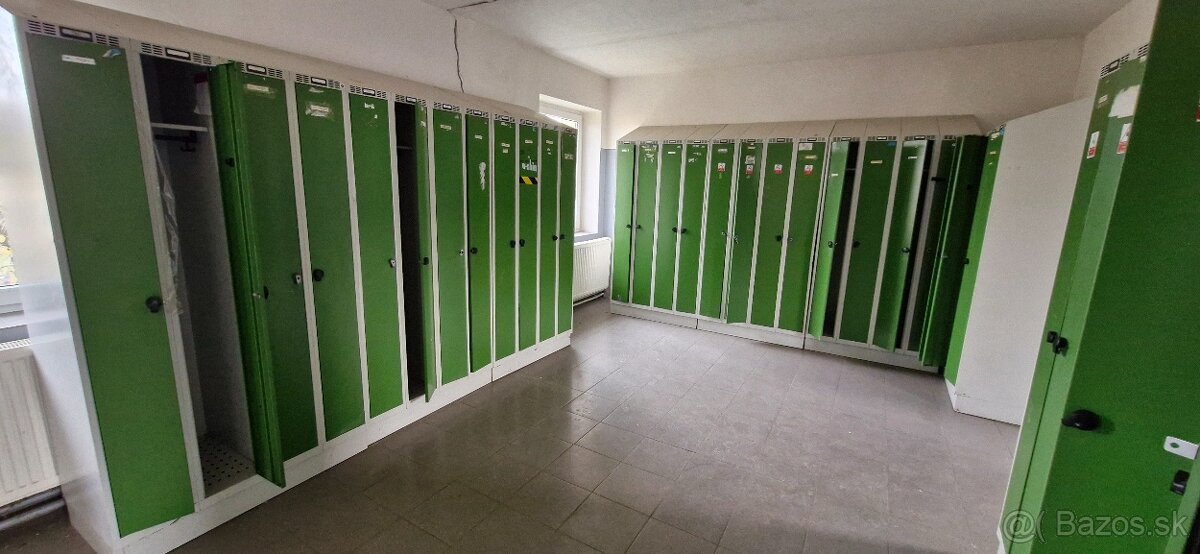 Kovové 4 dverové skrine - 3