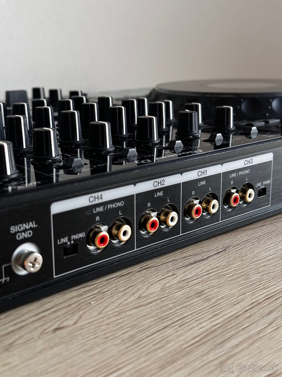 Pioneer DJ DDJ 1000 + Case - 3