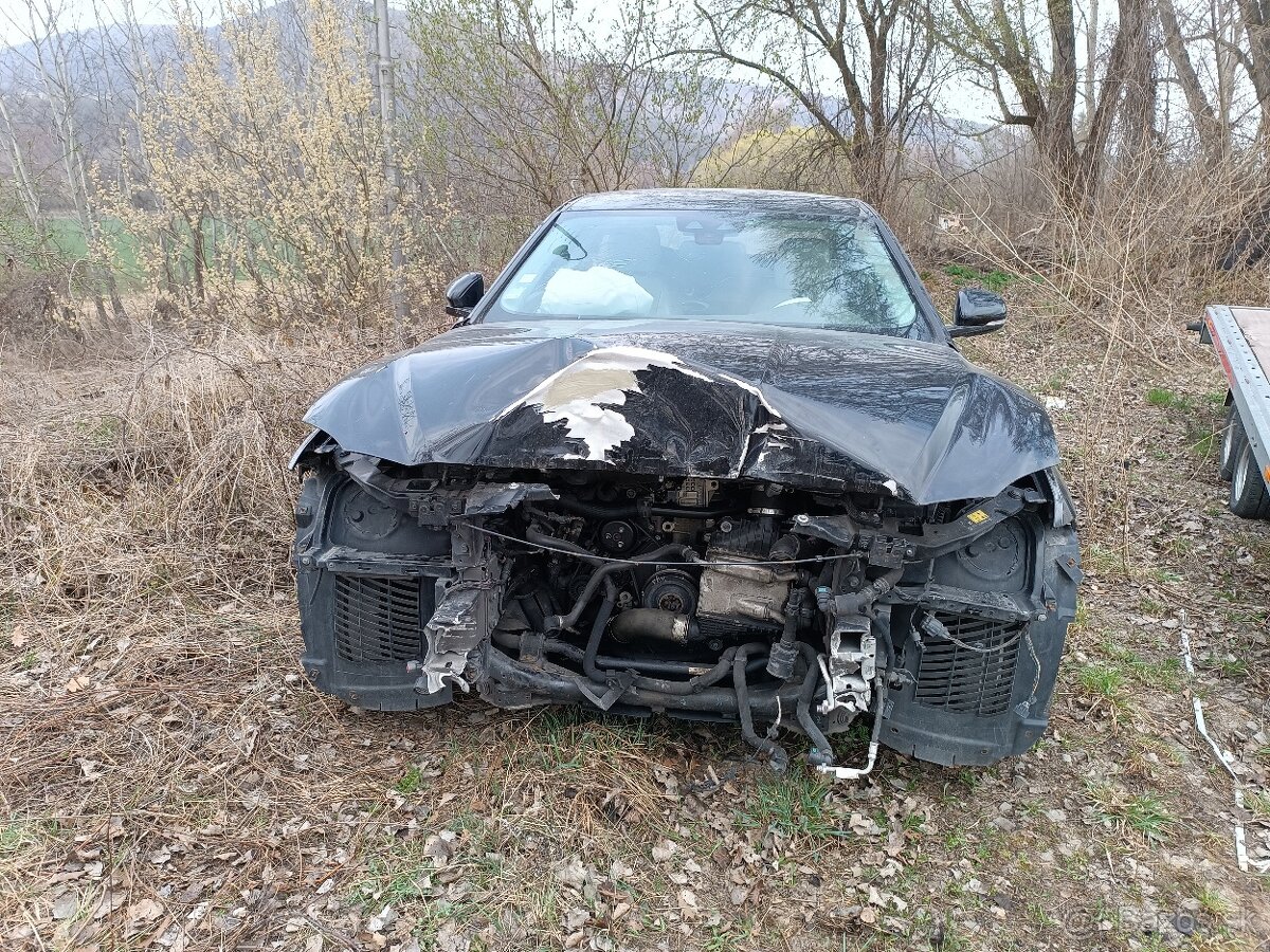 Jaguar XF - 3