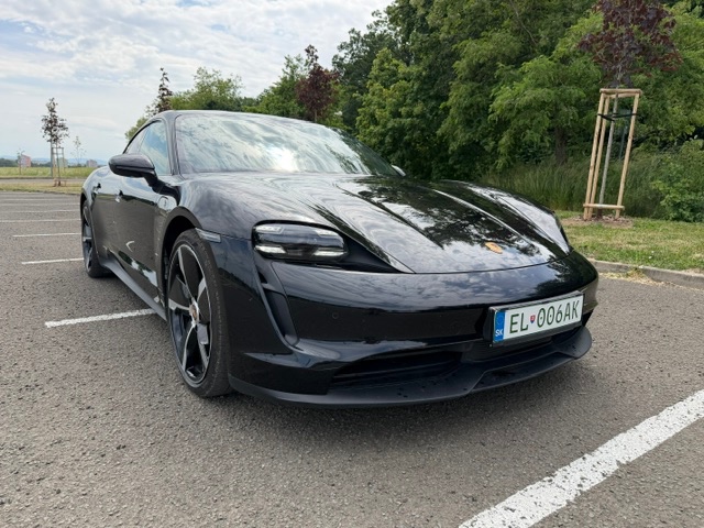 Porsche Taycan Performance Batery Plus 93,4KWh / odpočet DPH - 3