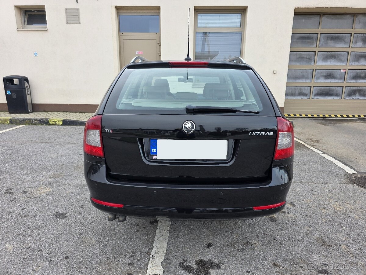 Škoda Octavia 2 Combi 2.0 TDI/103kW/ Elegance,NAVI,BLUETHOOT - 3