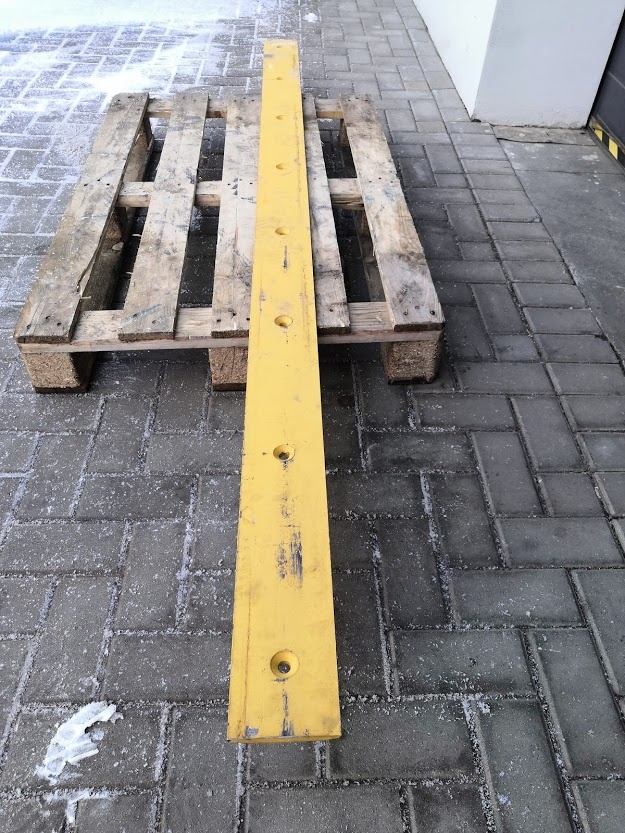 Hardoxový brit s dierami na zuby alebo obojstranný šrobovací - 3