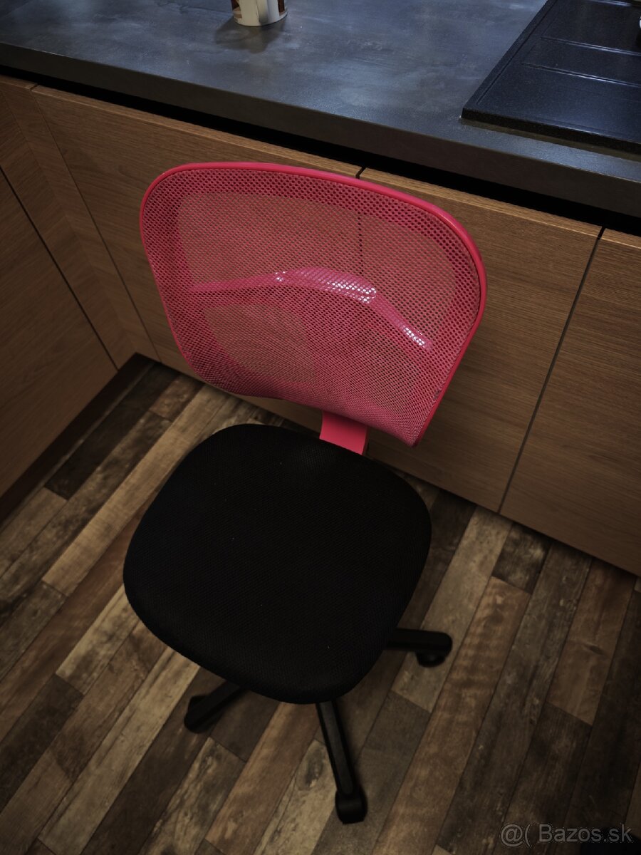 Decká kancelárska stolička. - 3