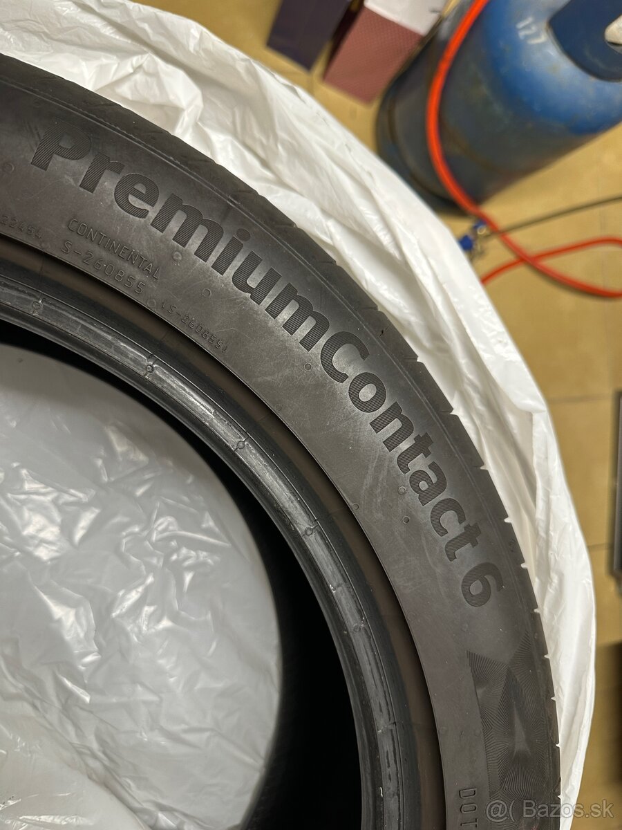 235/45 R18 - 3