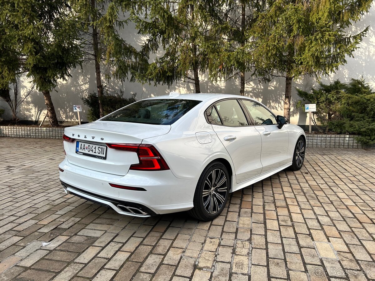 Volvo S60 B4 R-DESIGN 197PS rv.4/2022 - 3