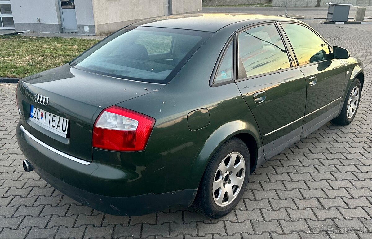 AUDI A4 2.0 benzín - 3