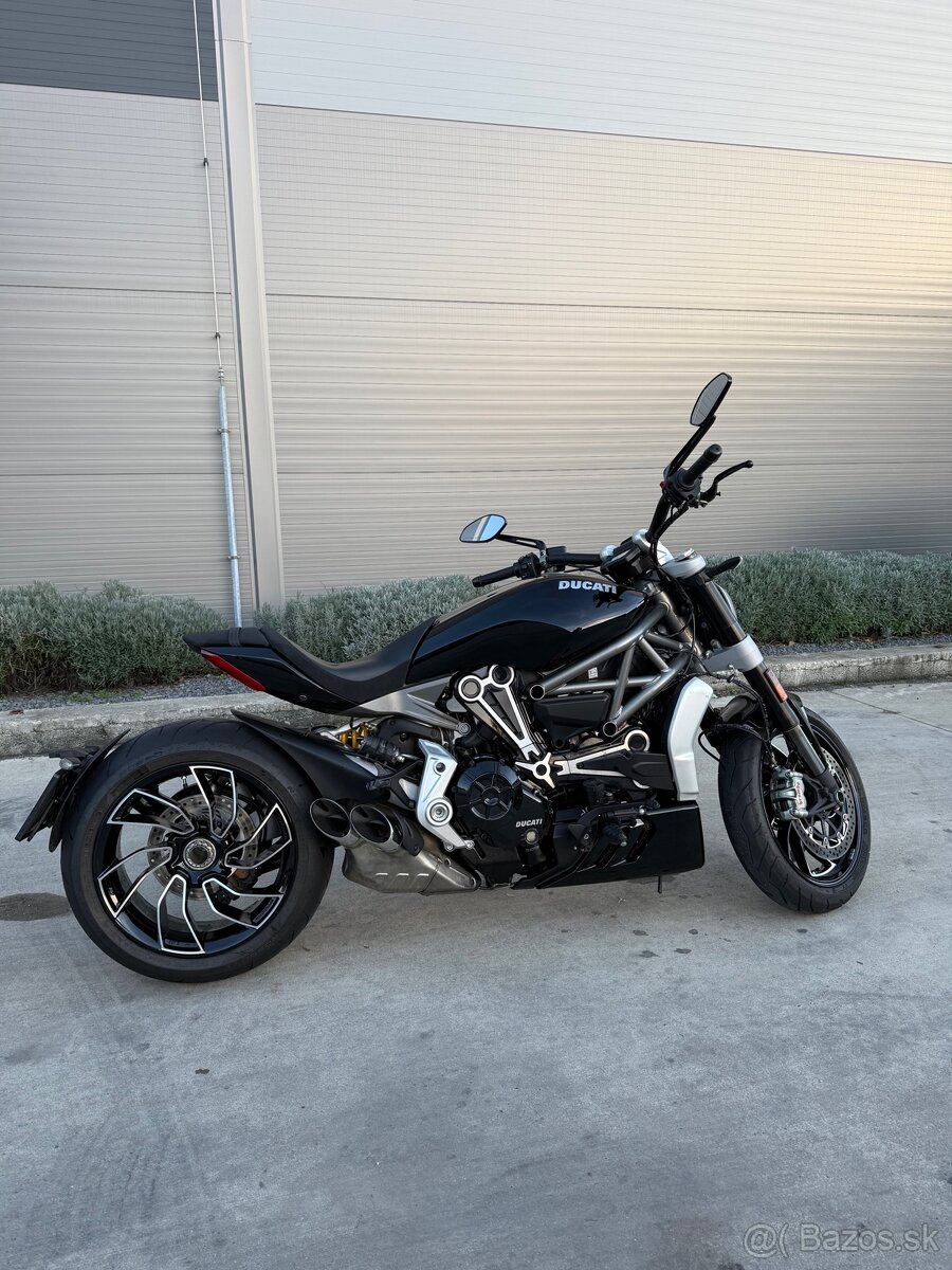 Ducati XDIAVEL S - 3