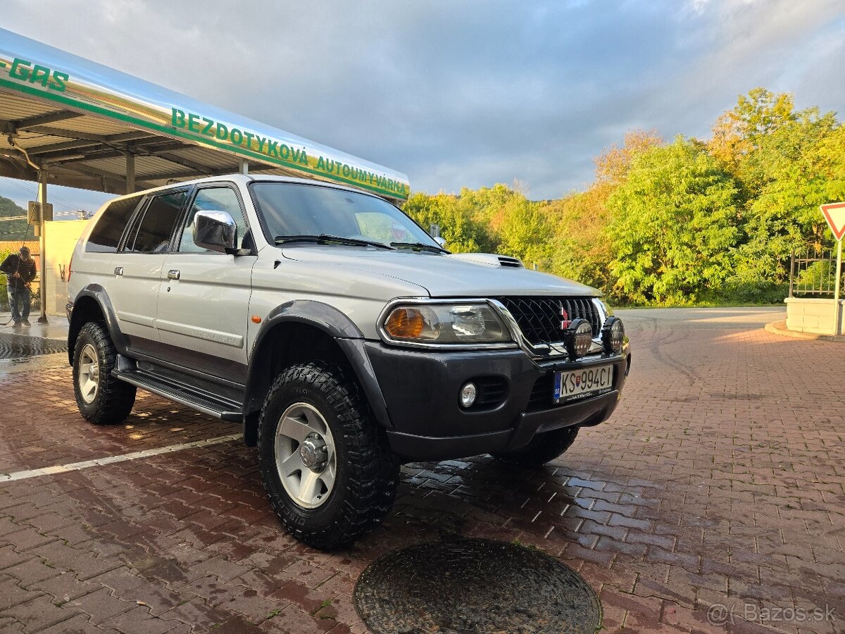 Mitsubishi pajero sport - 3