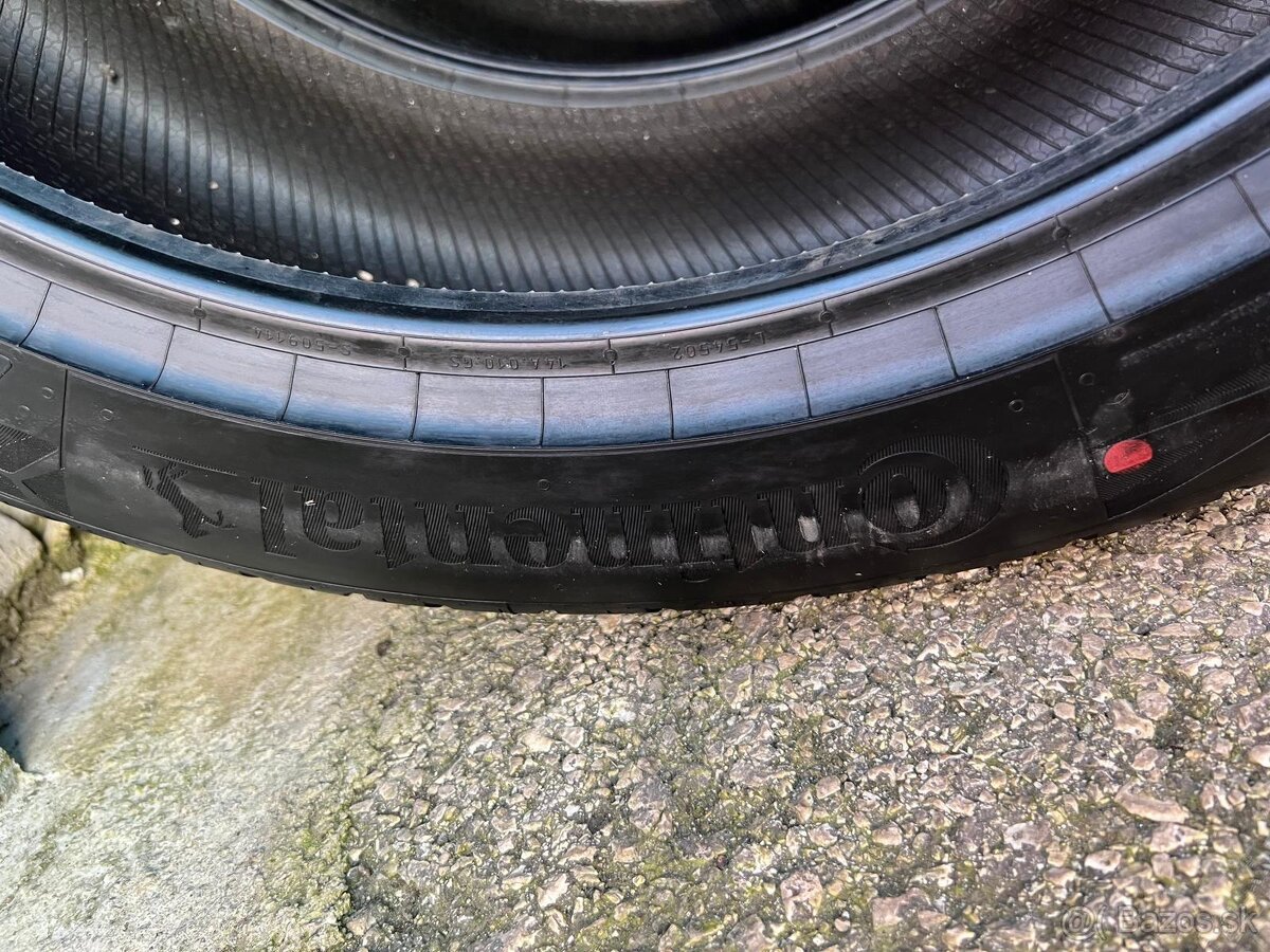 Letné pneumatiky continental 235/45R20 - 3