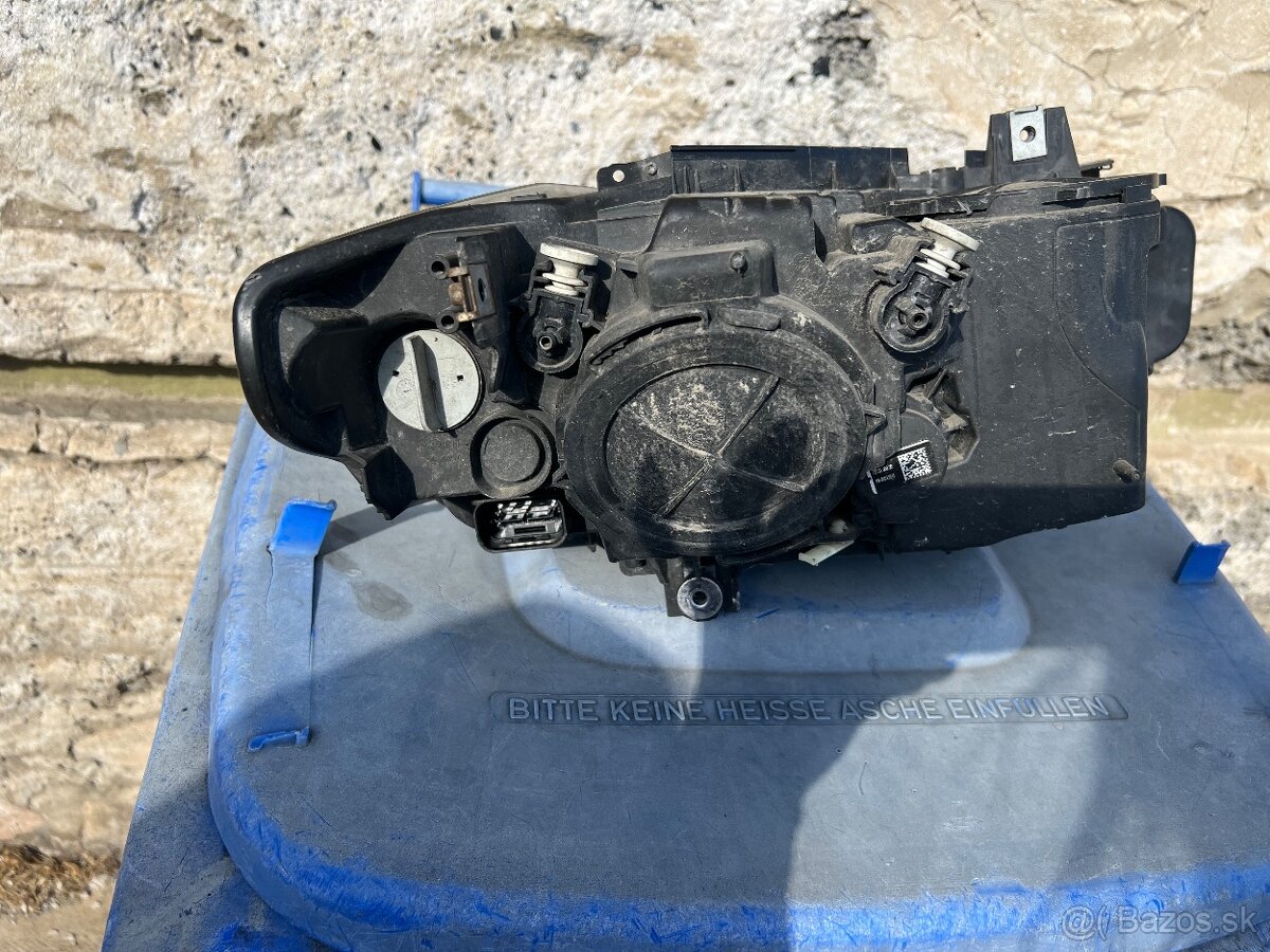 Svetlo BMW F30-31 - 3