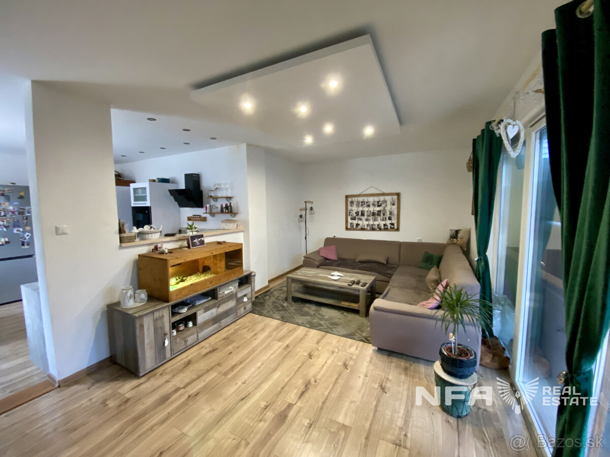 Na predaj zrekonštruovaný rodinný dom v Tekovskej Breznici - 3