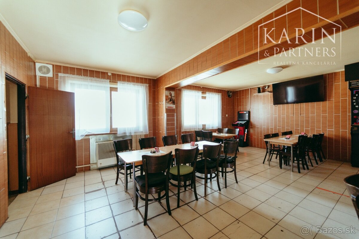 3i rodinný dom využívaný ako pohostinstvo v obci Brodské - 3