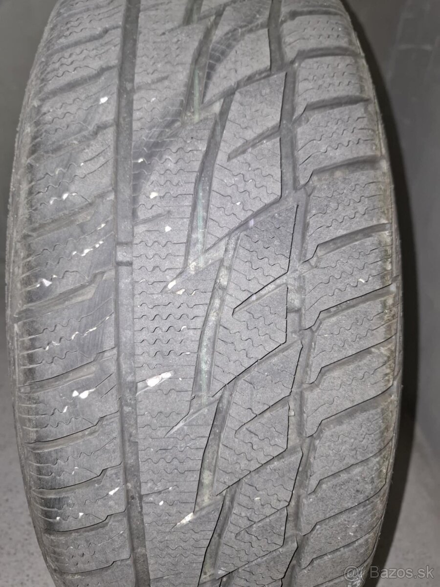 Predam 4 ks alu disky so zimnymi pneumatikami na Mazdu CX3 - 3