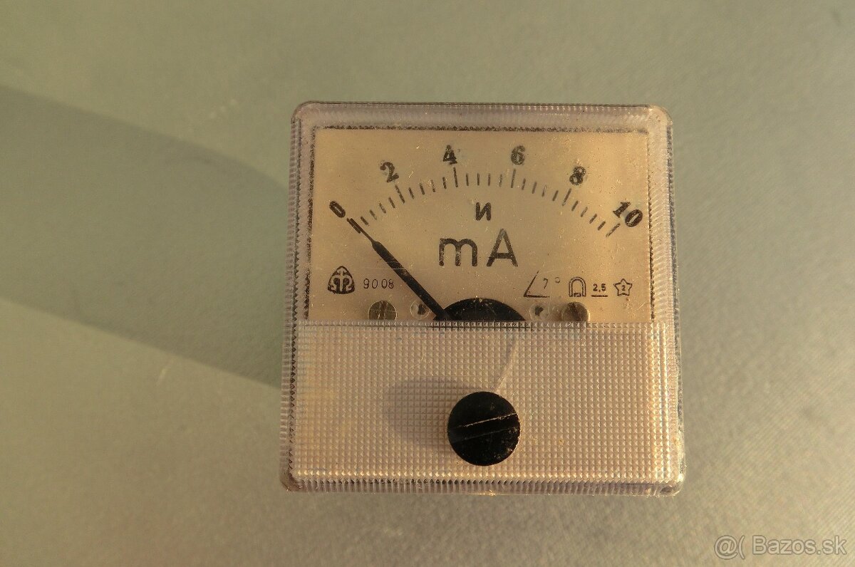 Rôzne meracie prístroje . - 3