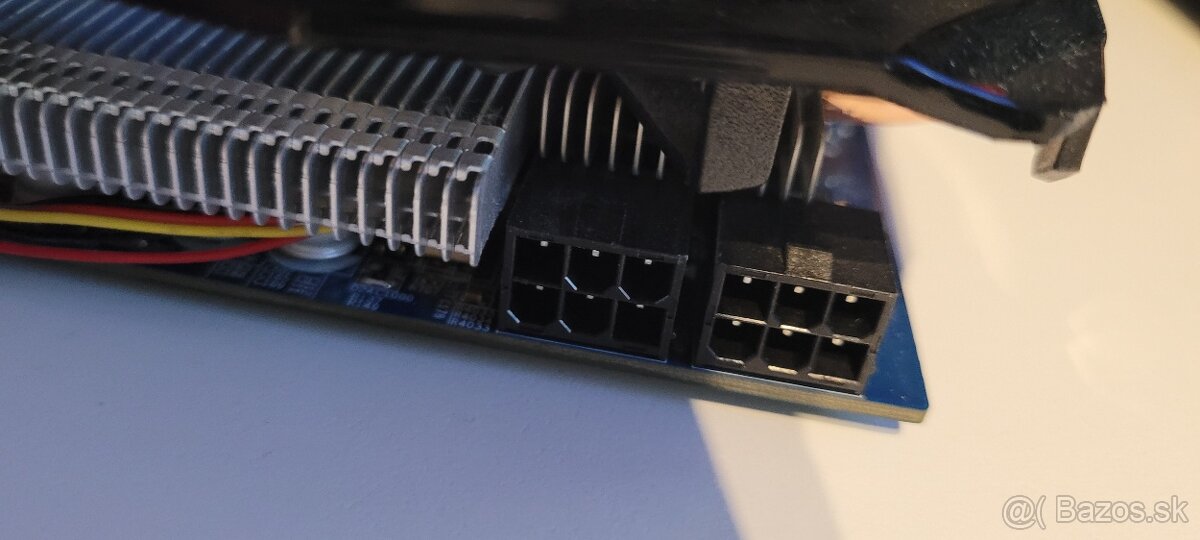 Predám grafiku GIGABYTE GTX560 1GB GDDR5 - 3