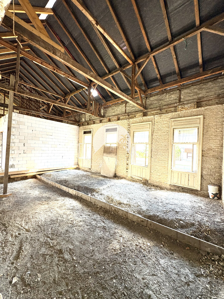 EXKLUZÍVNE IBA U NÁS Reality KOMPLEX s.r.o. vám ponúka n - 3