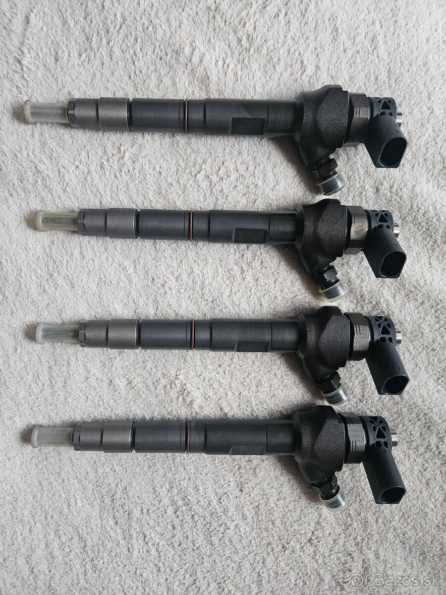 Vstrek bosch 04L130277 AJ - 3