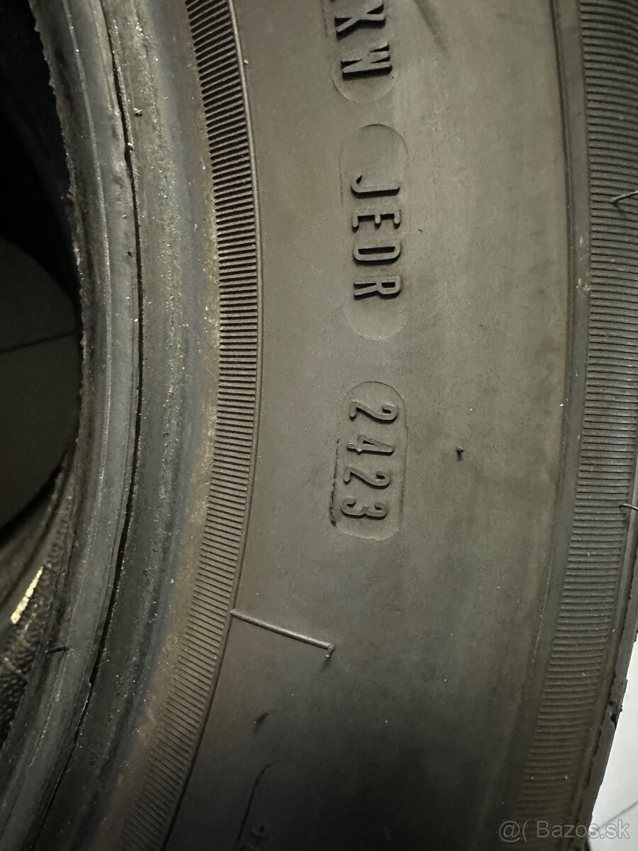 205/60 r16 zimne pneu dot 2423 - 3