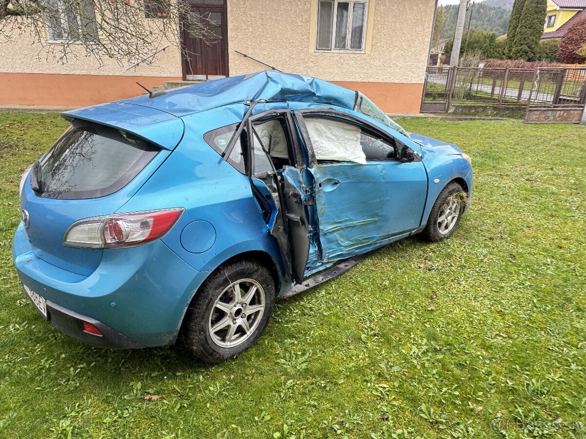 Predám Mazdu 3 BL 1.6 benzín - 3