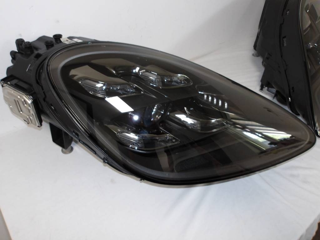 Sada svetiel Porsche Cayenne 9Y0 LED - 3