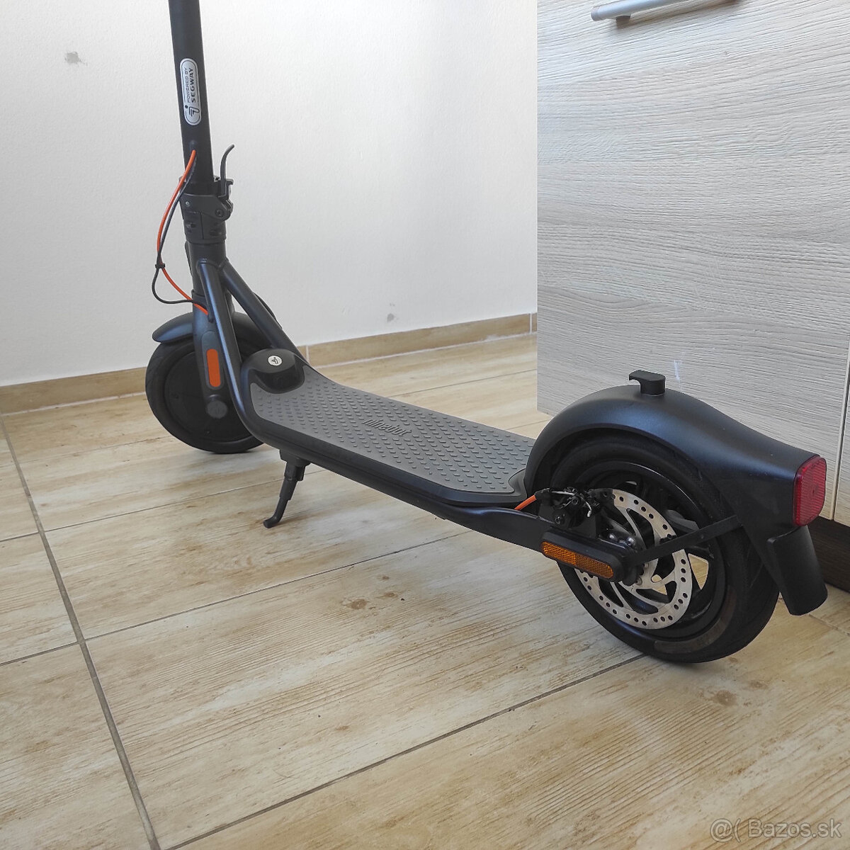 elektricka kolobezka Ninebot F30E - 3