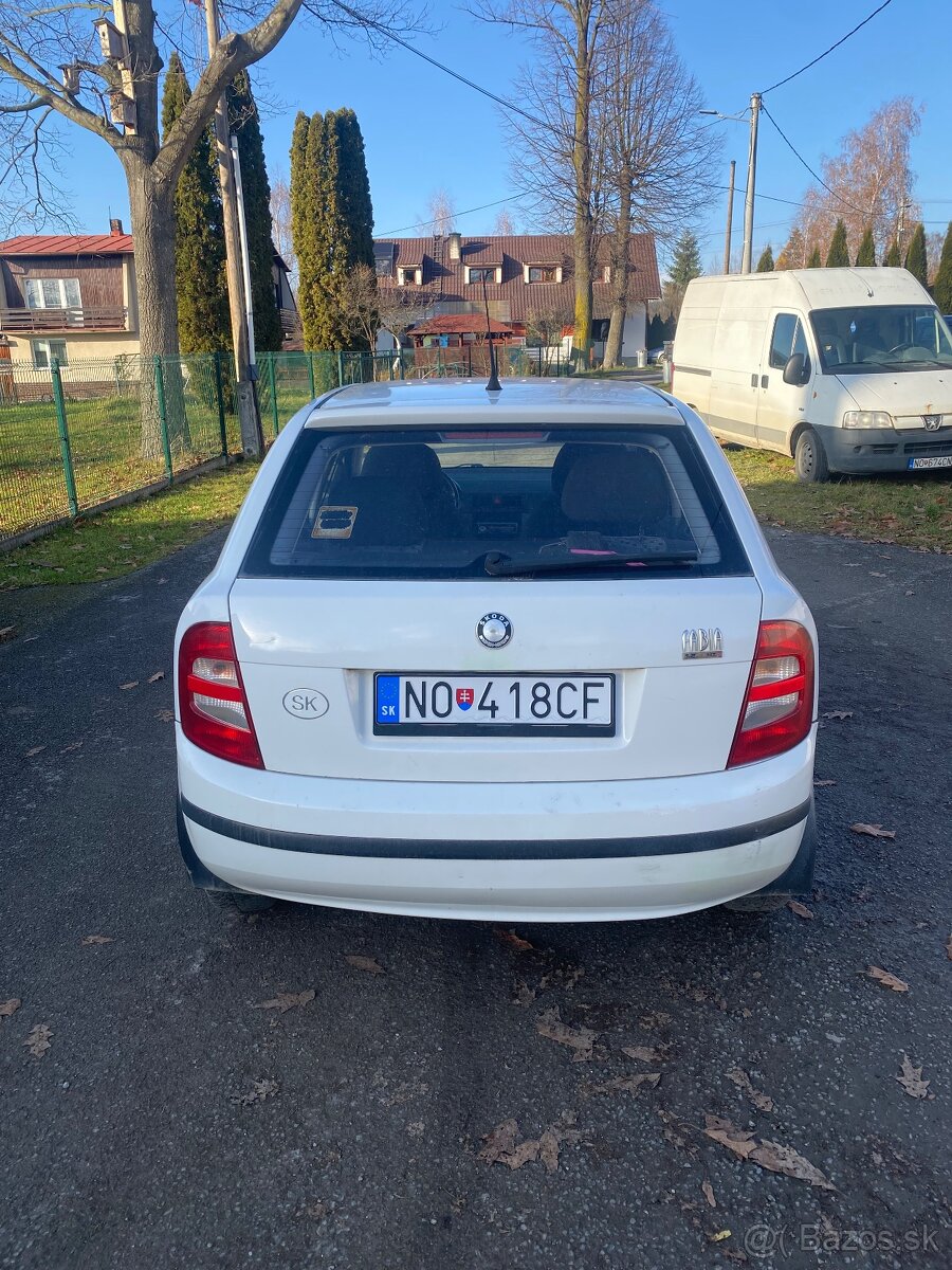 Škoda fabia 1.2 HTP - 3