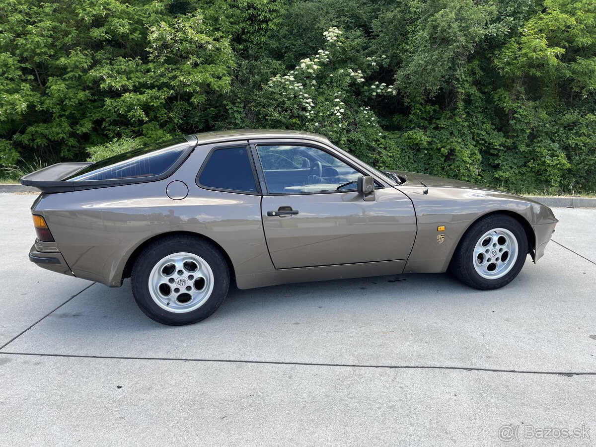 Porsche 944 1983 - 3