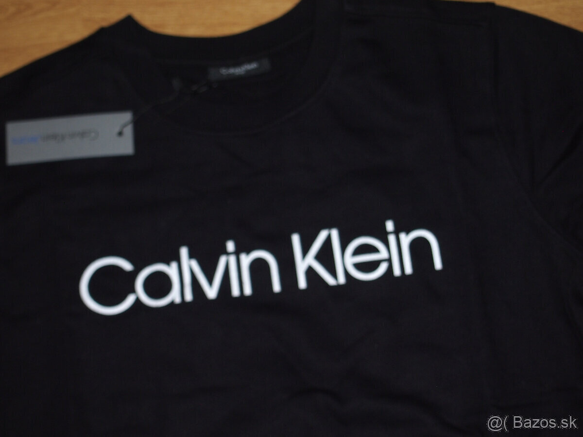 Calvin Klein mikina - 3