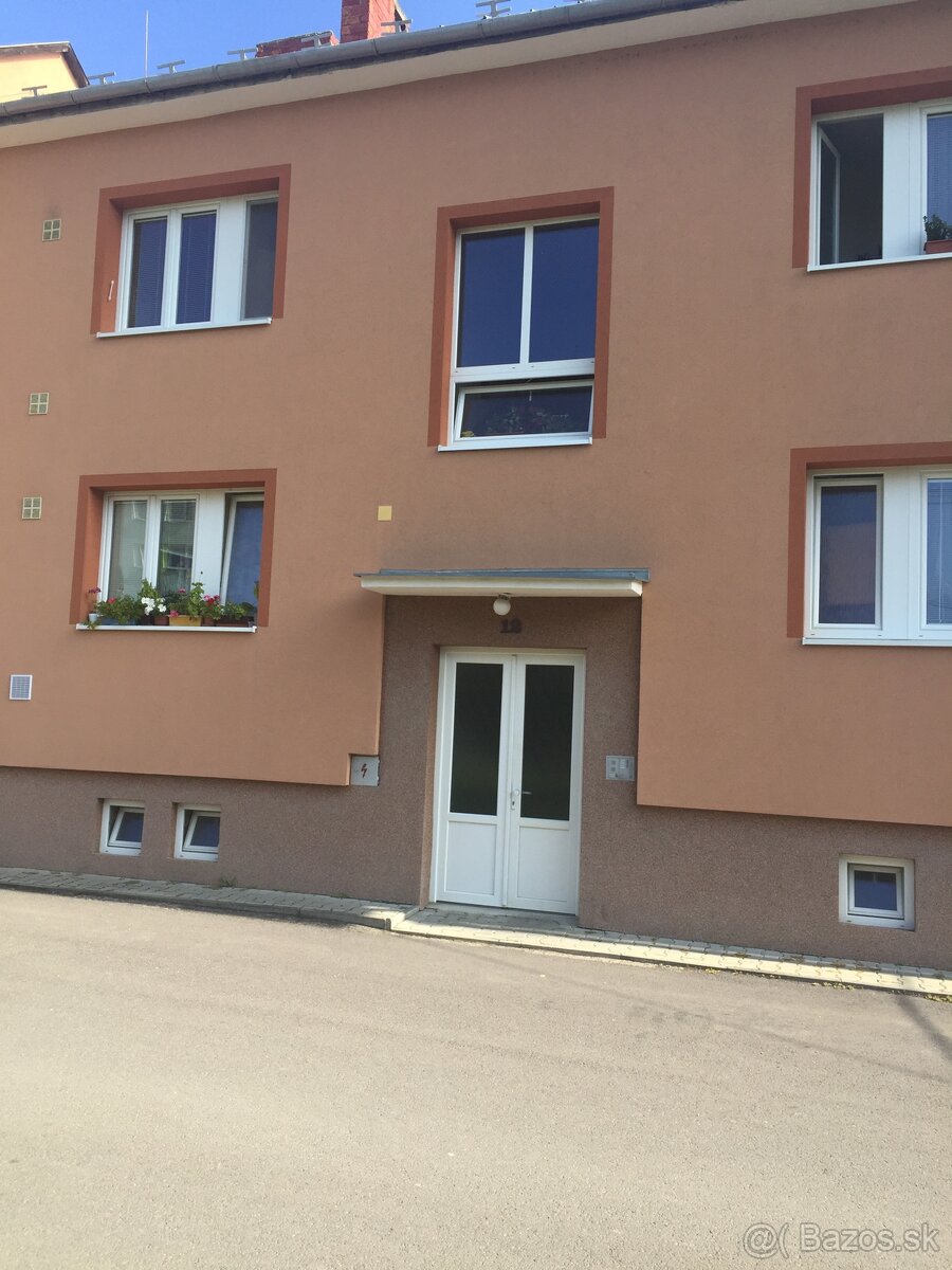 Zháňam 2-3.izb.byt v ZH - 3