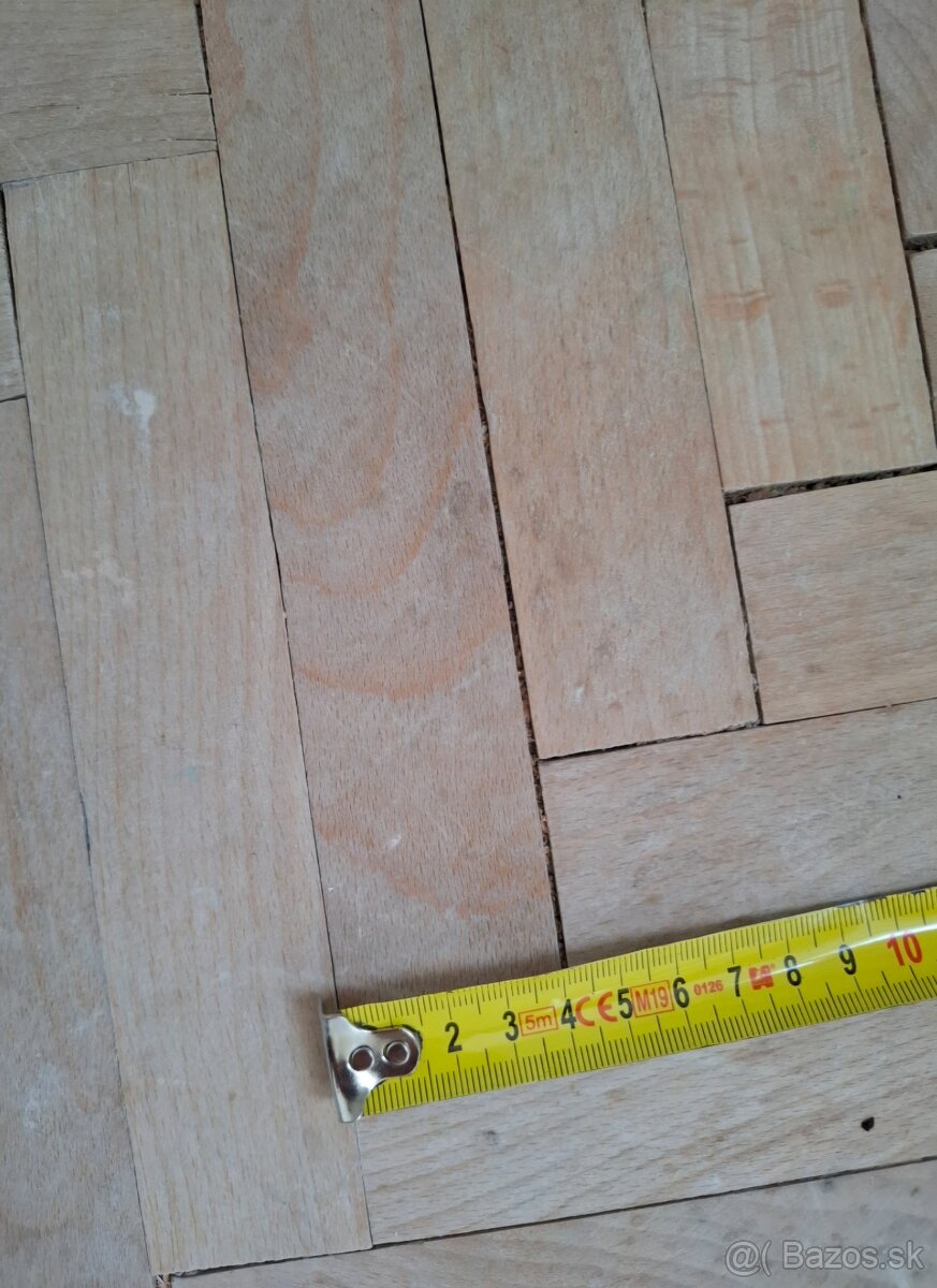 Parkety 20x4 - 3