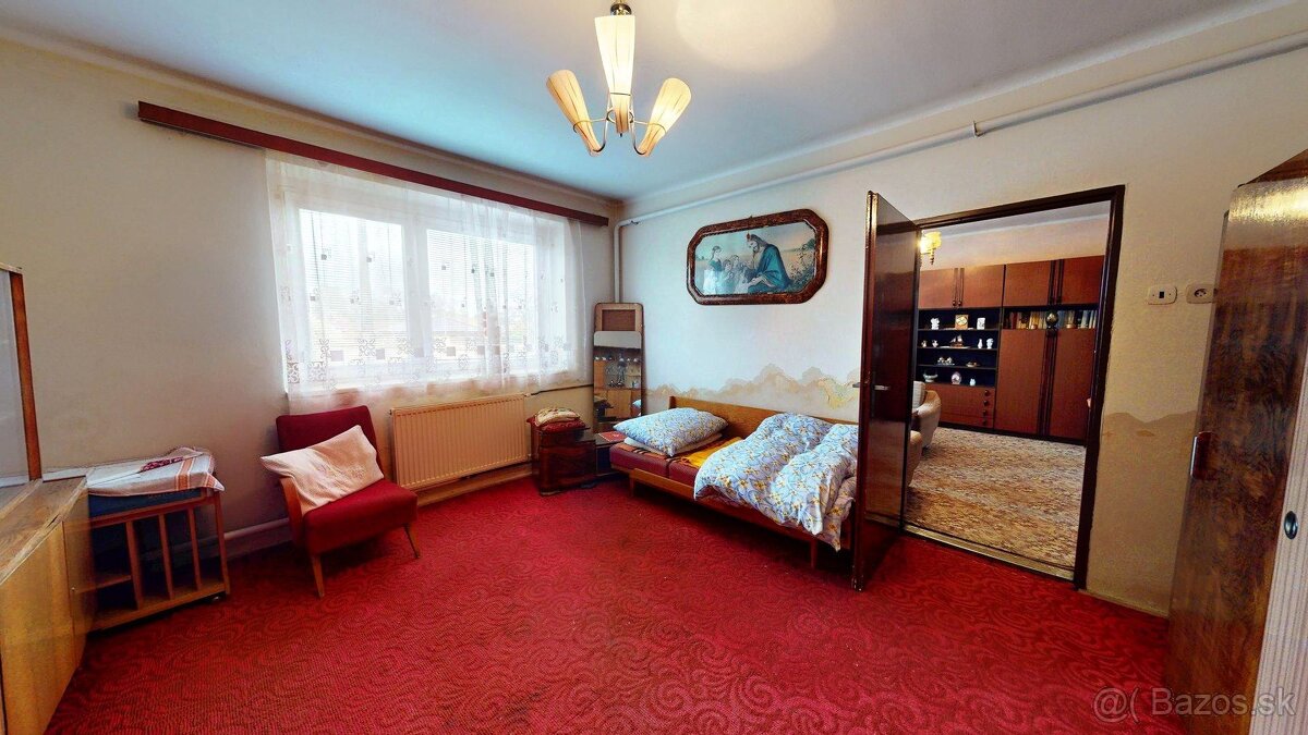 Na predaj rodinný dom v obci Dolný Lopašov s veľkým pozemkom - 3