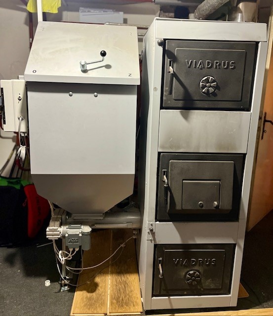 predám automatický kotol VIADRUS HERCULES DUO 5čl. - 3