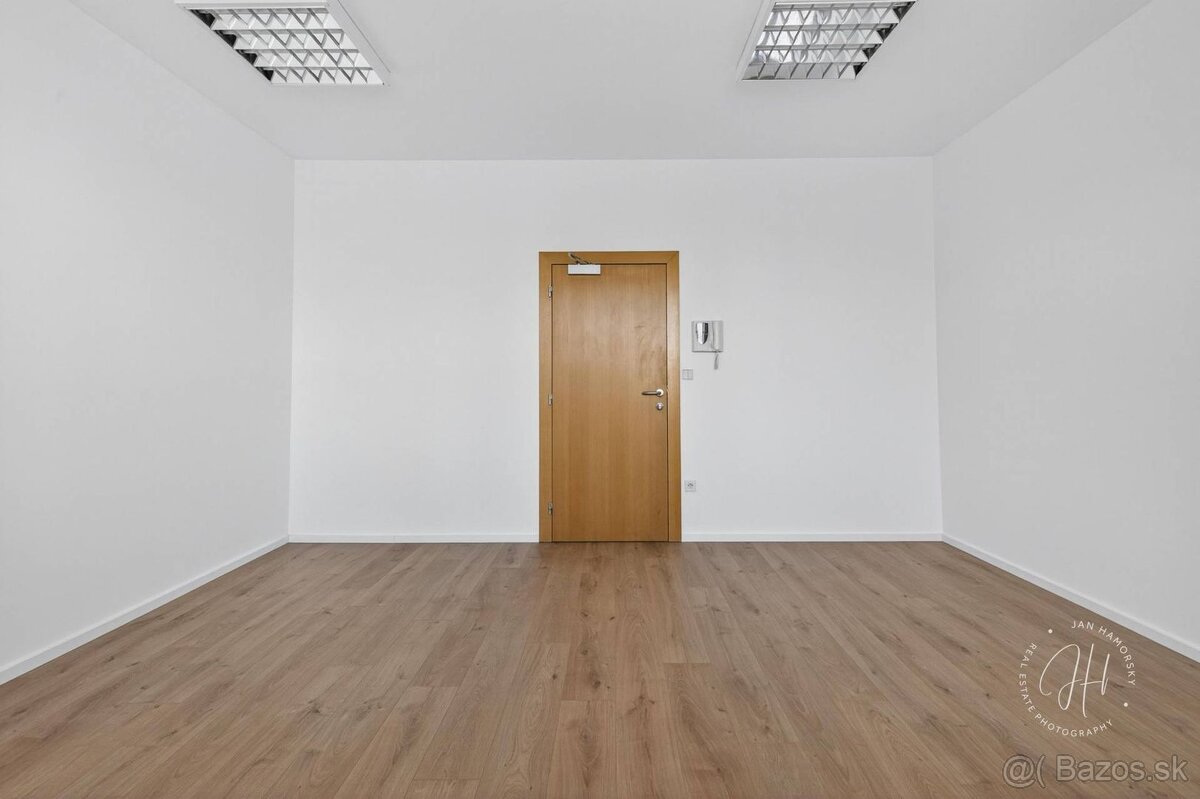 TOP lokalita | Kancelária 21 m² na Košickej – Ružinov, Nivy - 3