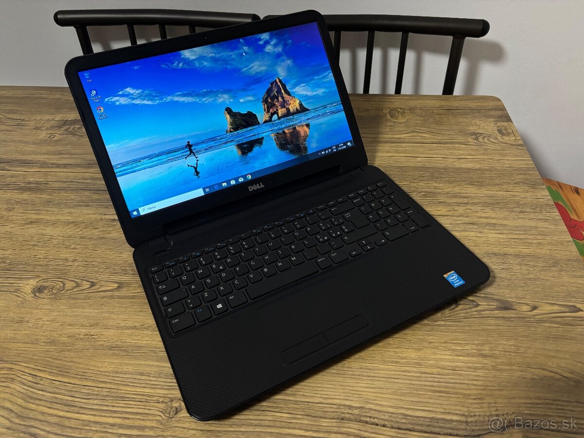 15.6"/Dell Notebook/8GB RAM/500GB SSHD/Intel HD grafika 2GB - 3