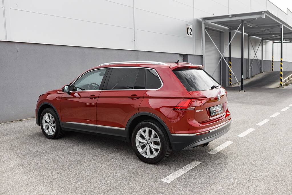 Volkswagen Tiguan Highline 2.0TSI 132kW DSG7 4Motion 08/2016 - 3