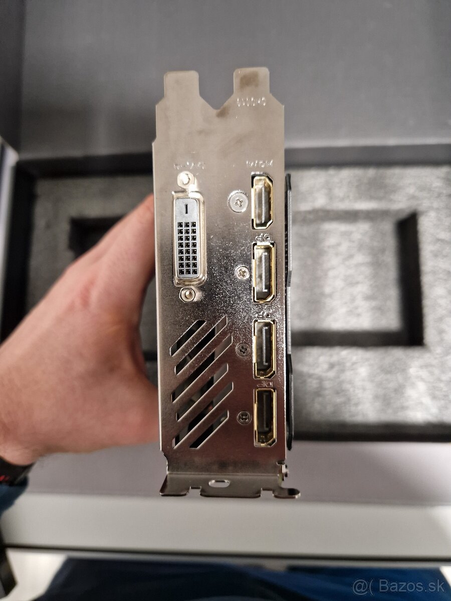 Predám špičkovú NVIDIA GeForce GTX 1080 G1 Gaming 8G - 3