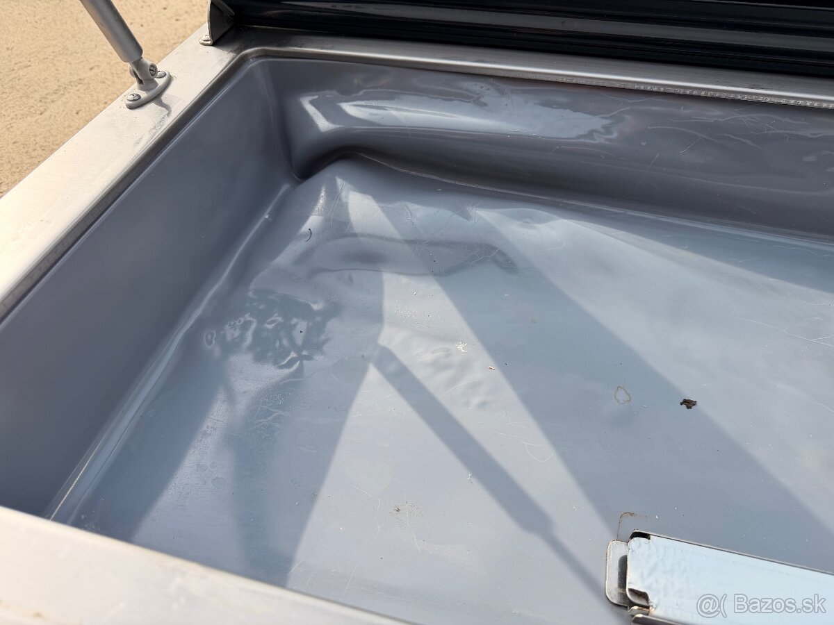 Chladiaca vitrína na GN nádoby – 67 L - 3