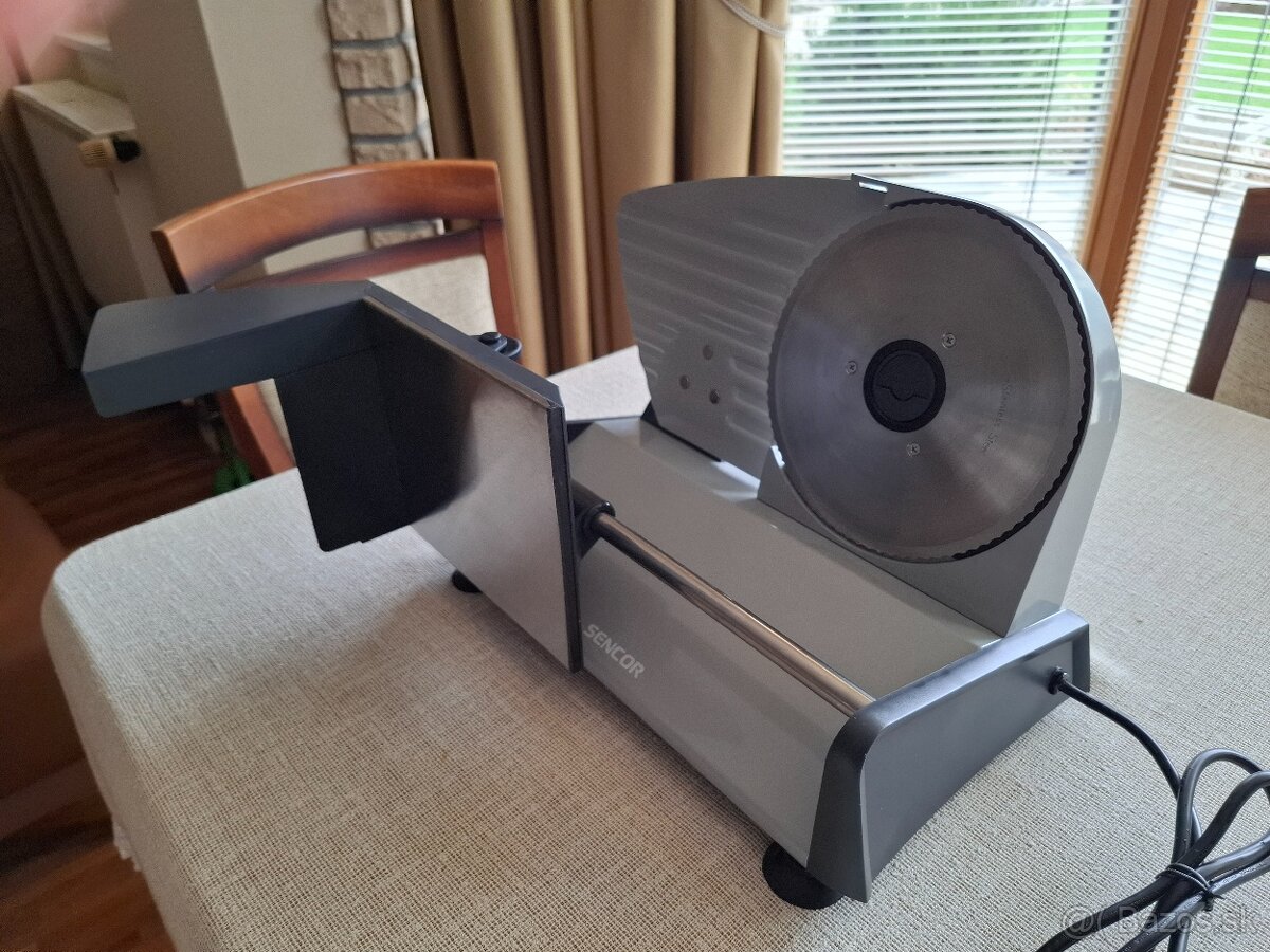 Elektrický krájač Sencor - 3