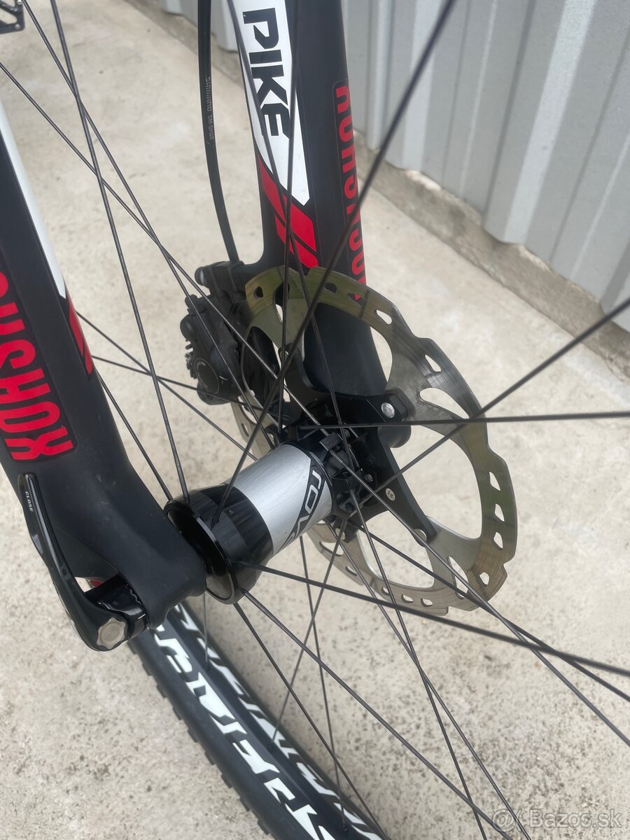 Specialized stumpjumper Carbon 29 - 3