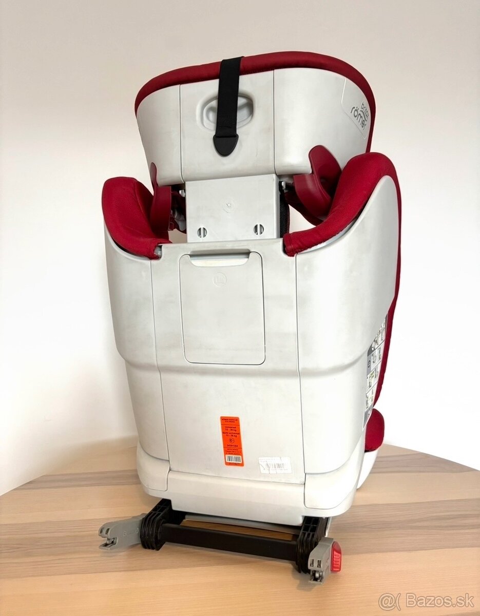 Predám detskú autosedačku Britax Römer Kidfix XP - 3