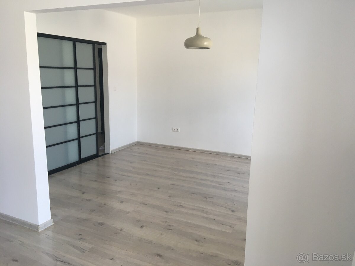 Prenájom dvojizbového bytu - 3