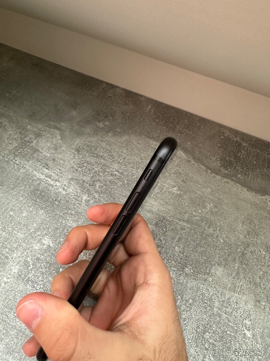 iPhone 7 32gb 100% batéria - 3