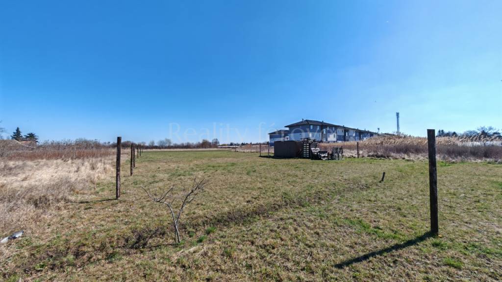 Na predaj pozemok v obci Žihárec - 3