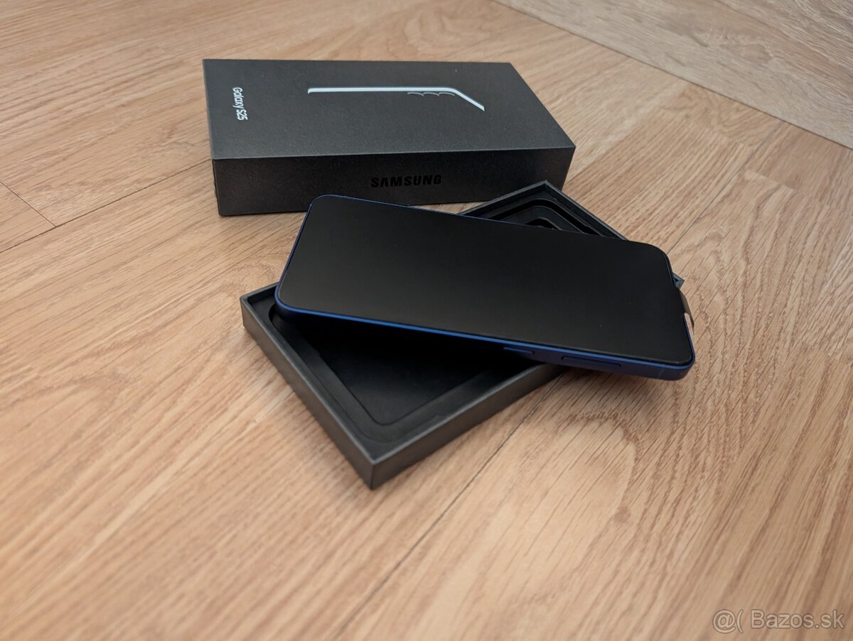 Galaxy S25 12/256 GB Navy - 3