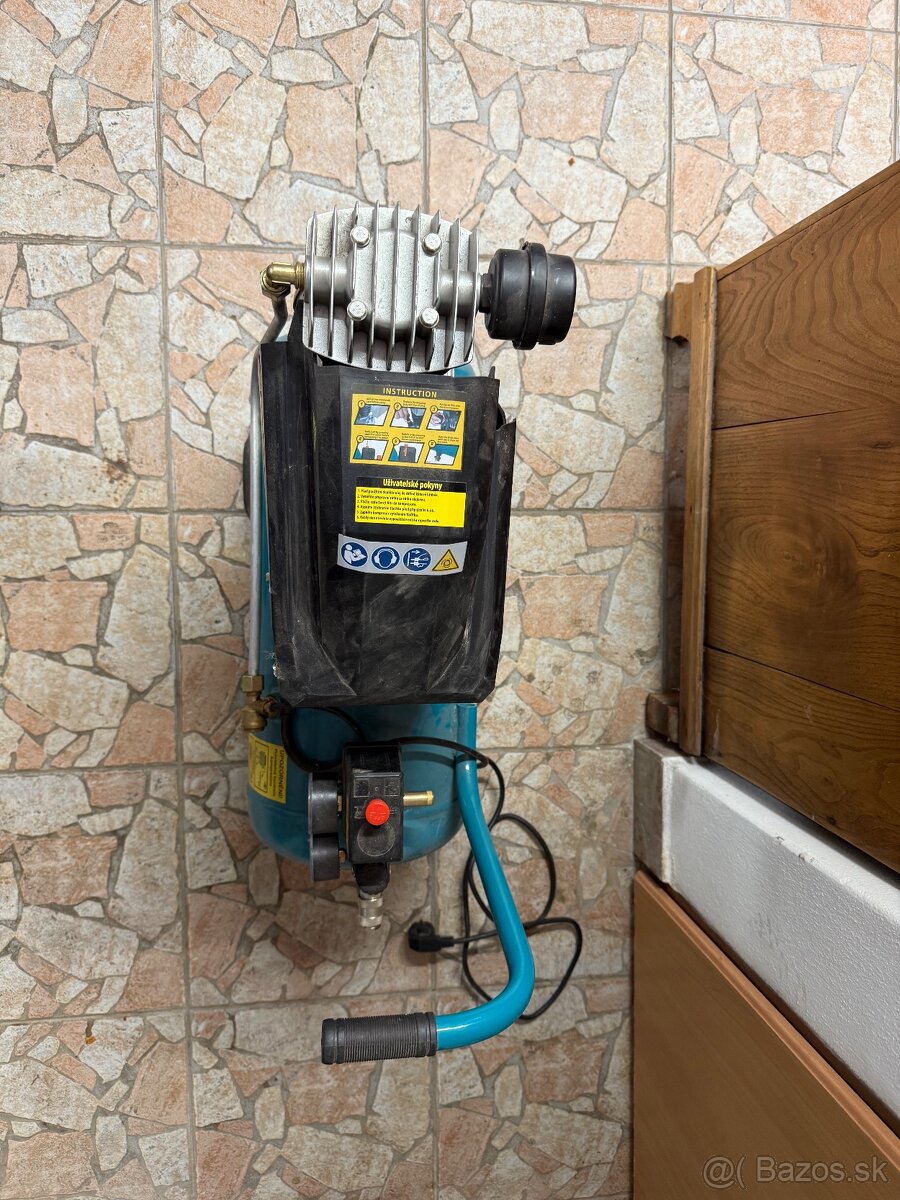 Kompresor Unicraft Mobilboy 261/24T E - 3