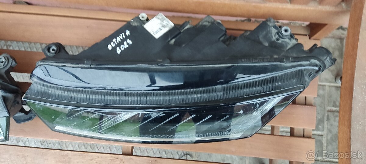 Octavia 4 predné svetlá - 3