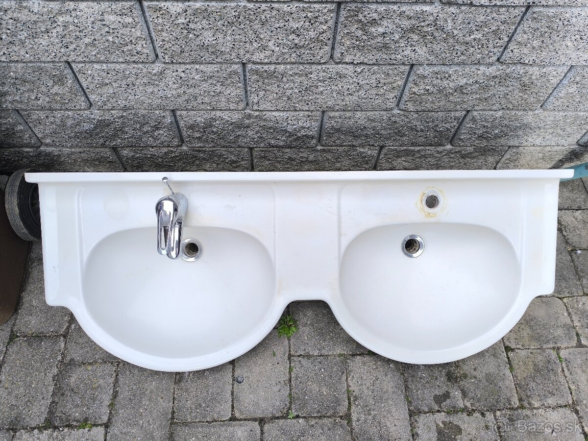 Keramické dvojumývadlo - používané - 3