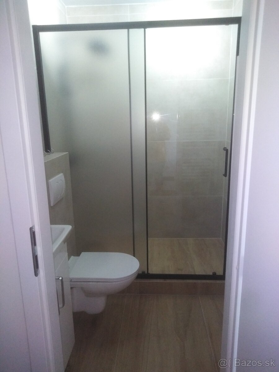 1,5 izb. byt (40,51 m2+balkón) - kvalitná rekonštrukcia - 3