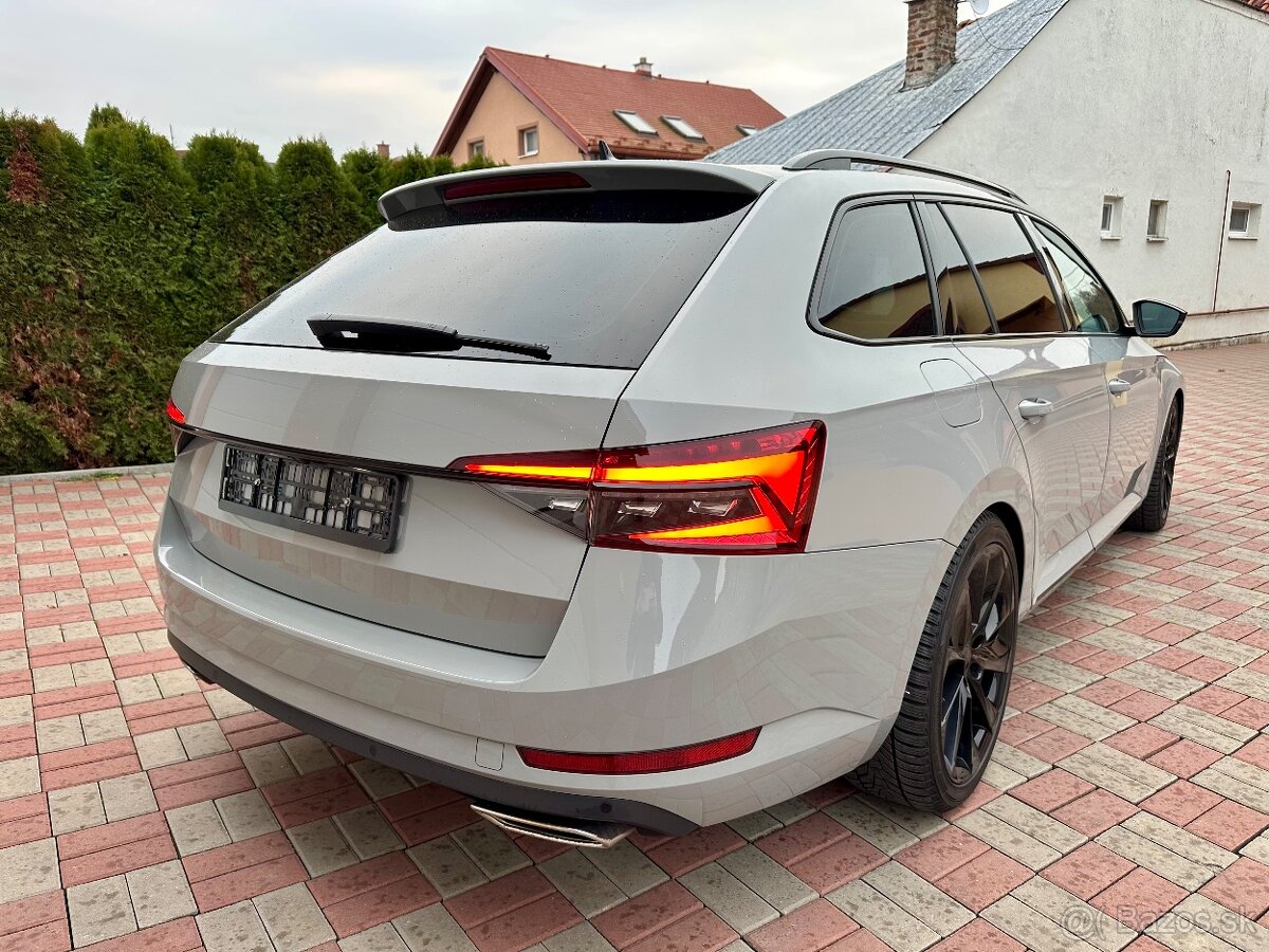 Škoda Superb Combi 2.0 TSI 200kW Sportline 4x4 DSG - 3
